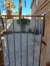 2818 Cool Water Dr in Henderson, NV - Building Photo - Building Photo