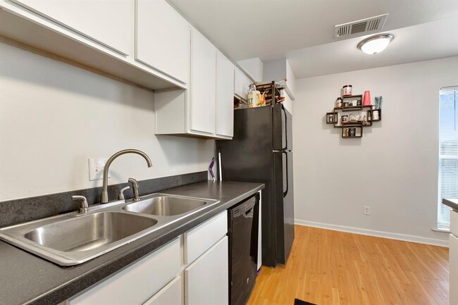 property at 2301 Ohlen Rd