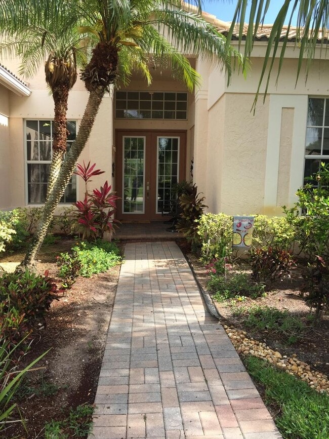 11225 Manderly Ln in Wellington, FL - Building Photo - Building Photo