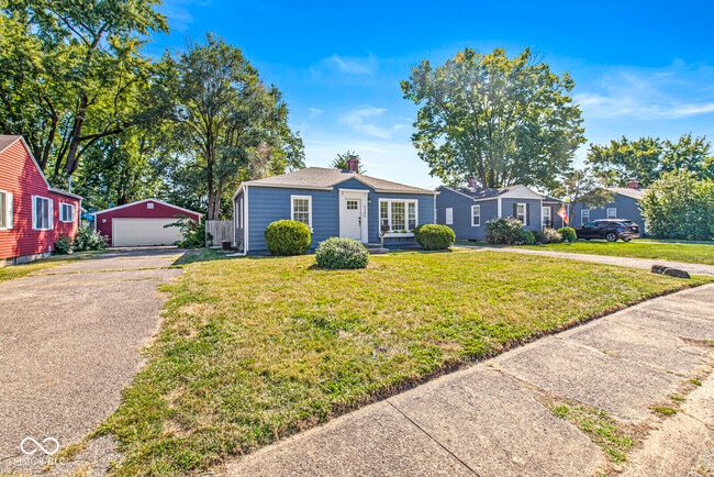 5305 Evanston Ave in Indianapolis, IN - Building Photo - Building Photo