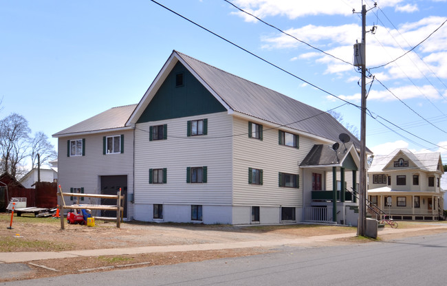 112 Division St in Northville, NY - Building Photo - Building Photo