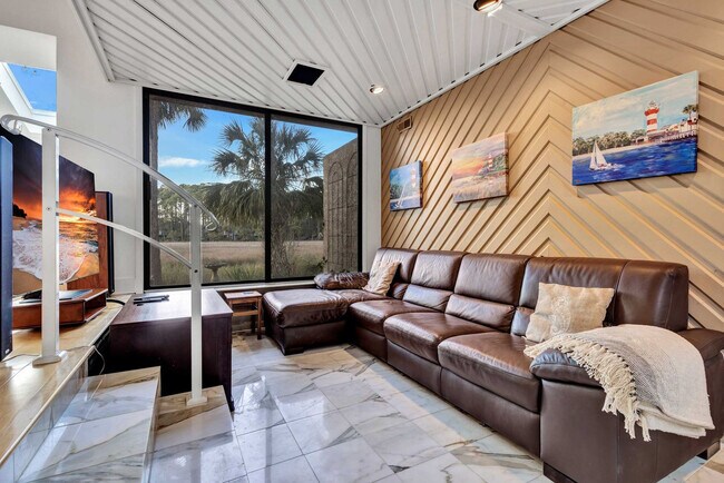 31 Stoney Creek Rd in Hilton Head Island, SC - Building Photo - Building Photo