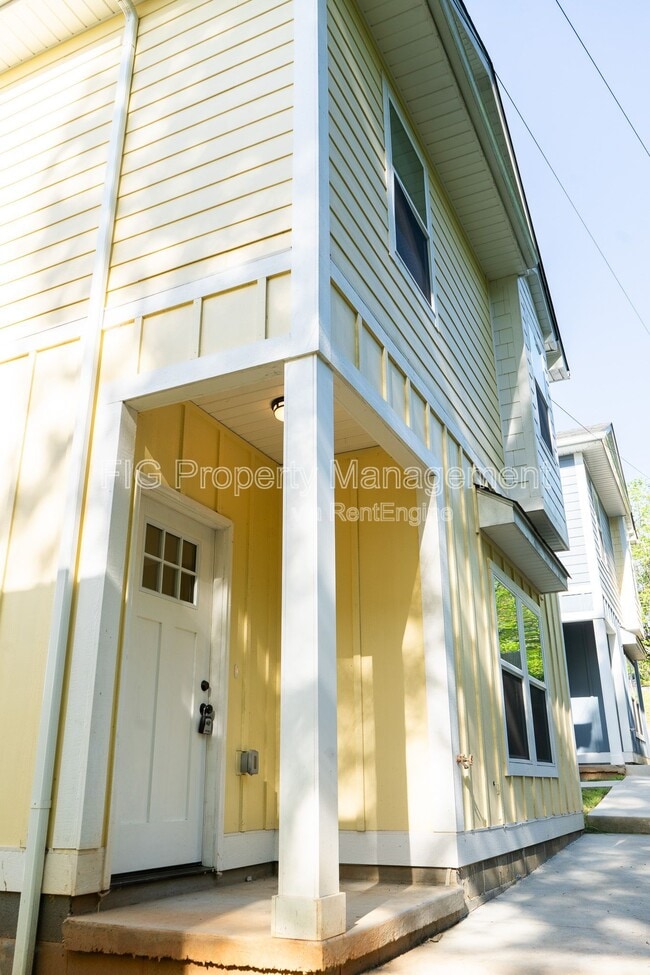 property at 3217 Bikers Path Wy