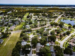 14180 Hampton Falls Dr N in Jacksonville, FL - Foto de edificio - Building Photo