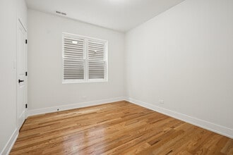 628 N Long Ave in Chicago, IL - Building Photo - Building Photo
