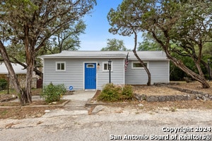 property at 17807 Hilltop Dr