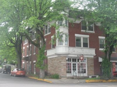 201 E Market St in Orwigsburg, PA - Foto de edificio