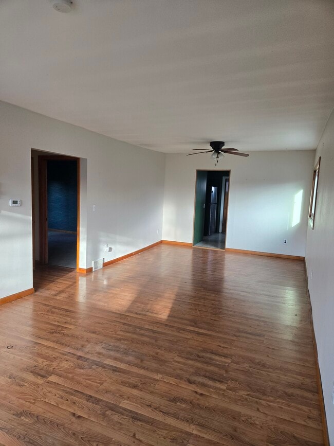 489 Plymouth Ave, Unit #2