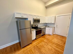 4629 E Thompson St in Philadelphia, PA - Building Photo - Building Photo