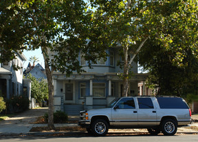 492-494 N 2nd St Apartments