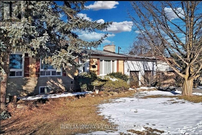 property at 32 Kirk Dr