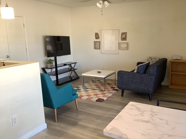 4504 E Linden St, Unit 4504 in Tucson, AZ - Building Photo - Building Photo