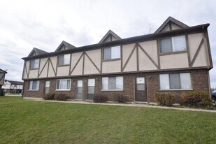 3782 W 73rd Pl in Merrillville, IN - Building Photo