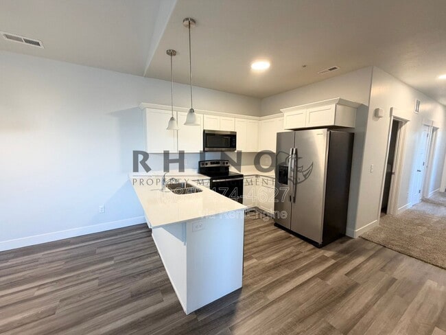 13527 S Hanley Ln in Riverton, UT - Building Photo - Building Photo