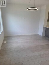 335 Creekside Blvd in Calgary, AB - Building Photo - Building Photo