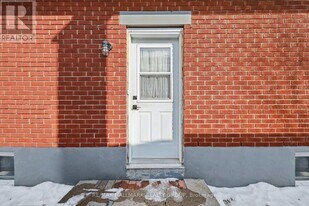 1307 Vancouver Ave in Ottawa, ON - Building Photo