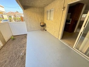 1820 Speyer Ln, Unit 3 in Redondo Beach, CA - Building Photo - Building Photo