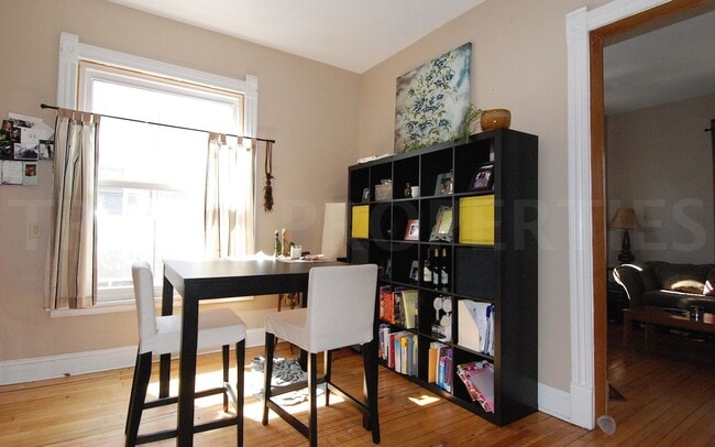 2533 Lyndale Ave S in Minneapolis, MN - Building Photo - Building Photo