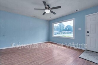 916 Baron Ct in Chesapeake, VA - Building Photo - Building Photo