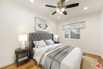 3032 Exposition Blvd in Santa Monica, CA - Foto de edificio - Building Photo