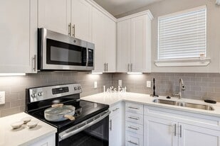 13201 Skinner Rd in Cypress, TX - Building Photo