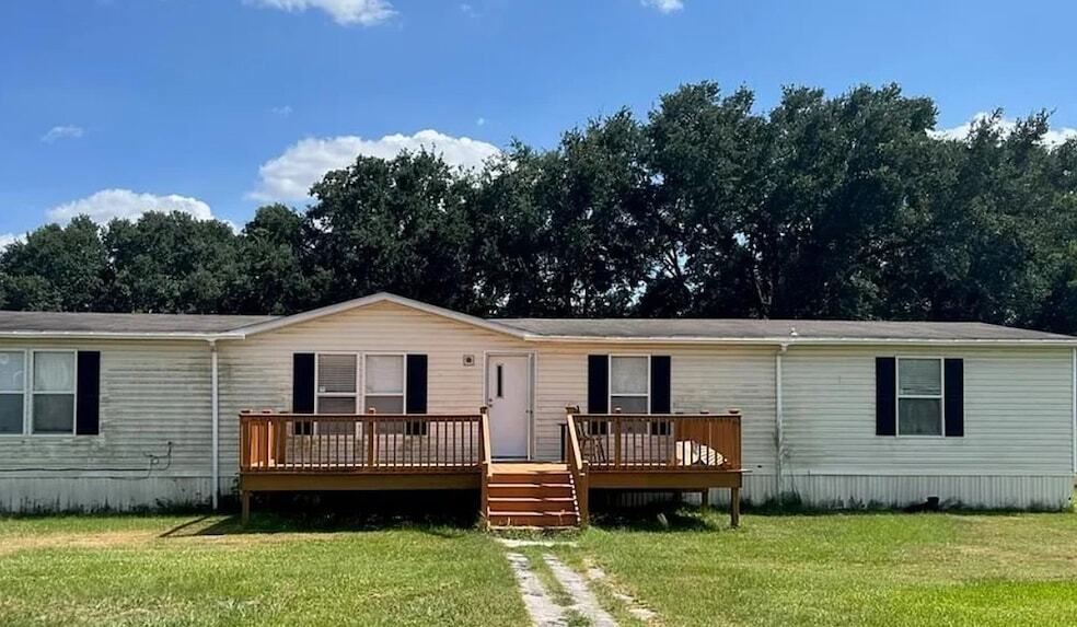 23430 Bauer Hockley Rd in Hockley, TX - Foto de edificio