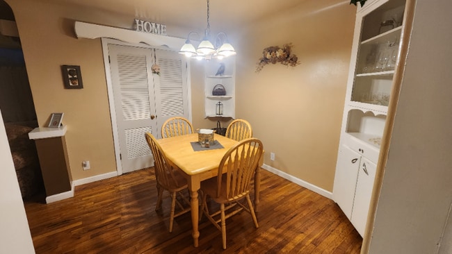 512 E Hopi St in Farmington, NM - Building Photo - Building Photo