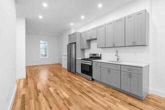 1208 St Marks Ave in Brooklyn, NY - Foto de edificio - Building Photo