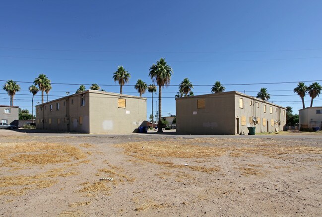 1727-1737 E Elton Ave in Mesa, AZ - Foto de edificio - Building Photo