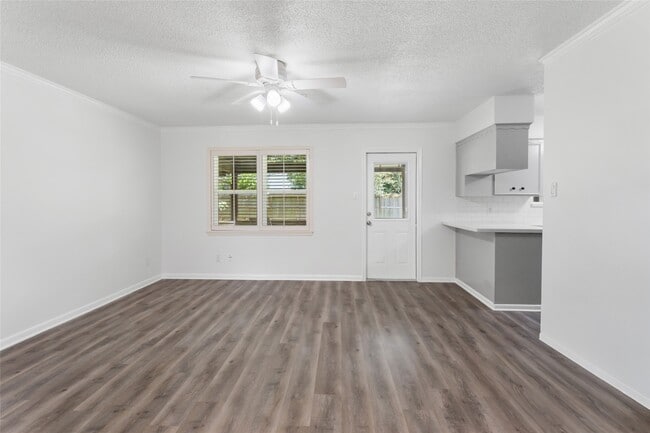 2703 Shakespeare St in Pearland, TX - Building Photo - Building Photo