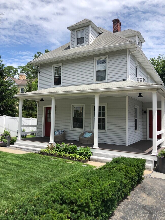 65 Riverdale Ave Rentals in Greenwich, CT