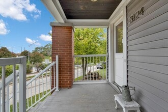 3124 S Ellen St in Milwaukee, WI - Foto de edificio - Building Photo