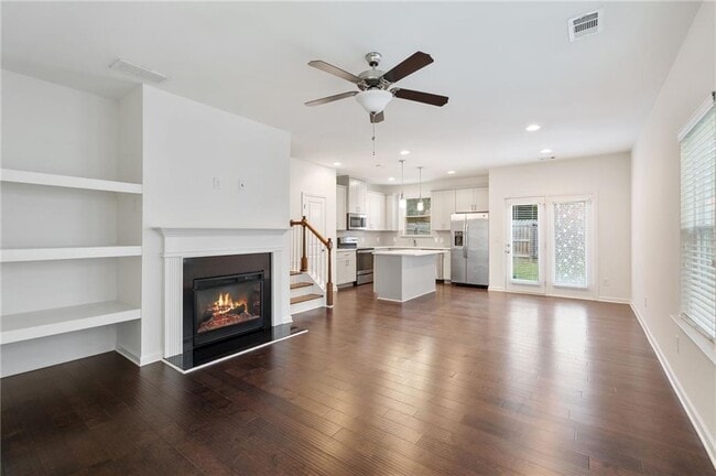 4914 Longview Walk in Decatur, GA - Foto de edificio - Building Photo