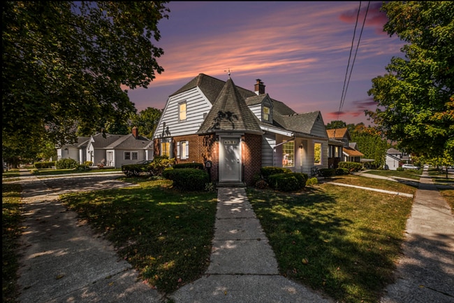 property at 191 E Division St NE