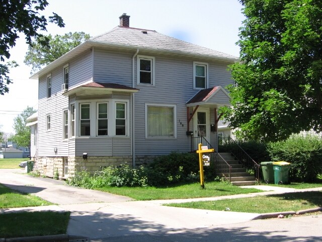 144 Hamilton Pl in Fond du Lac, WI - Building Photo