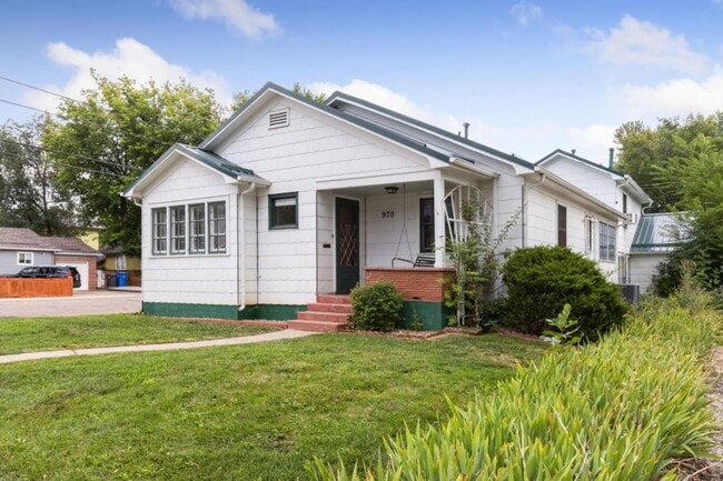 property at 970 Grant Ave