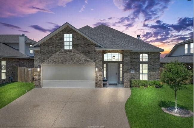 915 Emerald Dove Ave in College Station, TX - Building Photo - Building Photo