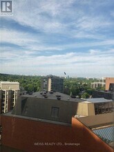 1-1301 Yorkville Ave in Toronto, ON - Building Photo - Building Photo