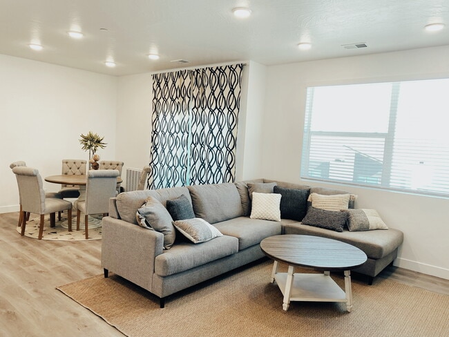 property at 5801 S Garnet Dr