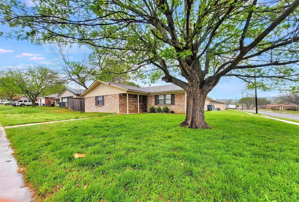 702 Karen St in Copperas Cove, TX - Foto de edificio