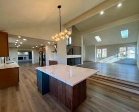 7635 S Cook Way in Centennial, CO - Foto de edificio - Building Photo