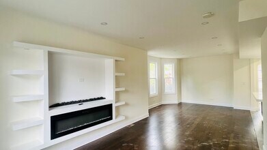 4107 W Addison St in Chicago, IL - Building Photo - Building Photo