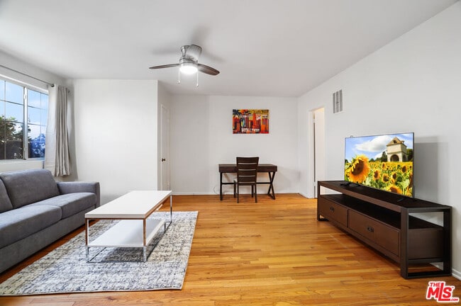 4035 Inglewood Blvd in Los Angeles, CA - Building Photo - Building Photo