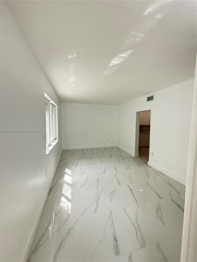 236 NE 55th Terrace in Miami, FL - Building Photo - Building Photo
