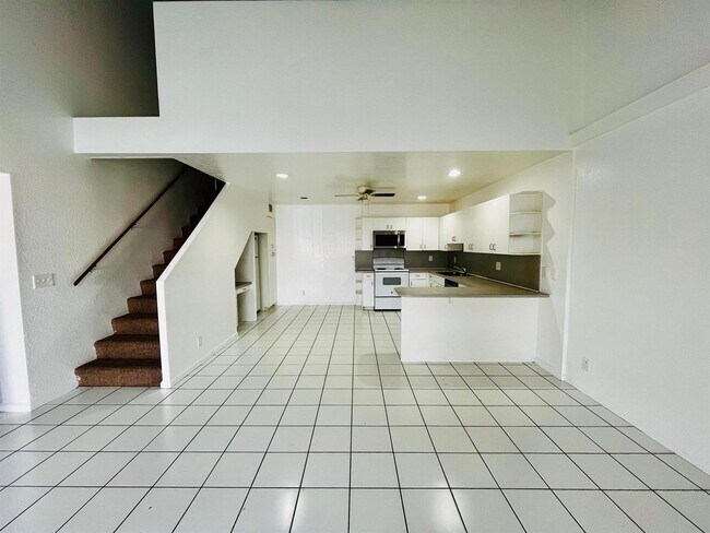 13707 Yarmouth Ct in Wellington, FL - Foto de edificio - Building Photo