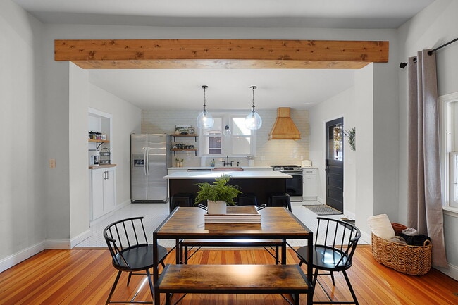 1015 N 5th St in St. Charles, MO - Foto de edificio - Building Photo