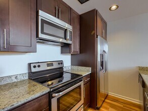 231 State St, Unit Apt 304 in Harrisburg, PA - Foto de edificio - Building Photo