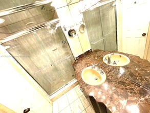 2780 NE 183rd St in Aventura, FL - Building Photo - Building Photo