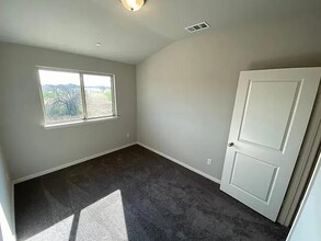3209 Solana Cir in Denton, TX - Building Photo - Building Photo