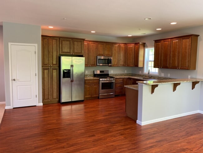 property at 2773 Monticello Ln